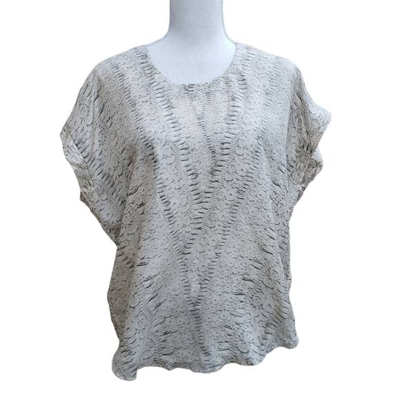 CAbi 100% Silk Black Cream Dolman Batwing Sleeve Floral Flowy Oversized Top XS - Picture 1 of 10